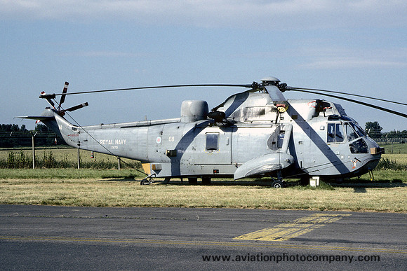 Royal Navy 814 Squadron Westland Sea King HAS.6 XV701/N268 (1997)