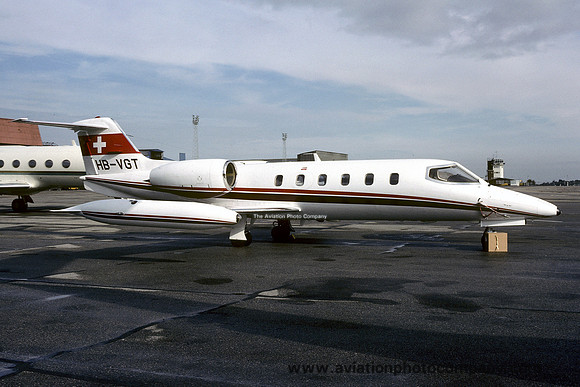 Skyjet AG Learjet 35A HB-VGT at Luton (1984)