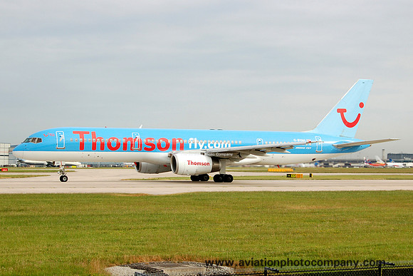 ThomsonFly Boeing 757-204 G-BYAH at Manchester (2006)