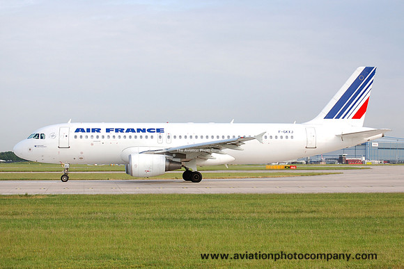 Air France Airbus A320-214 F-GKXJ at Manchester (2006)
