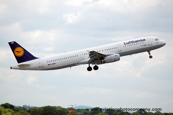 Lufthansa Airbus A321-131 D-AIRW at Manchester (2006)