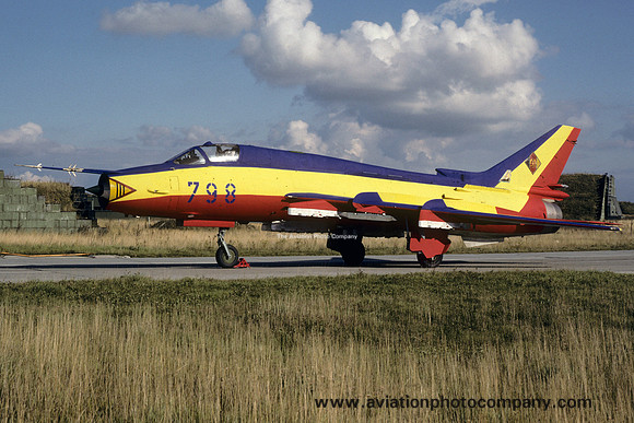 East German Air Force MFG28 Sukhoi Su-22M 798 (1990)
