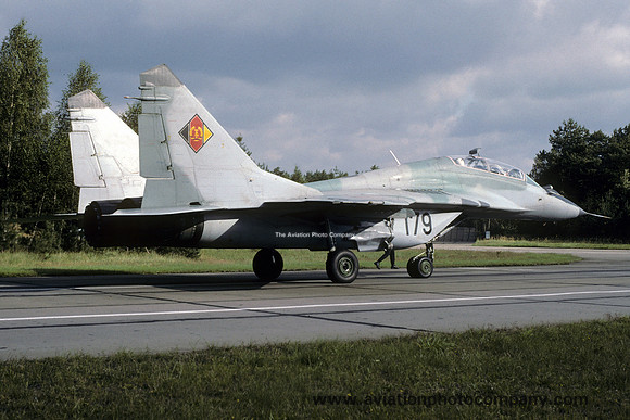East German Air Force JG3 Mikoyan MiG-29GT(UB) 179 (1990)
