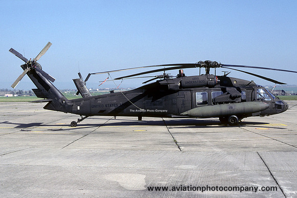 US Army A/5-158 Avn Sikorsky UH-60A Blackhawk 87-24579 'Miss Understood' (2002)