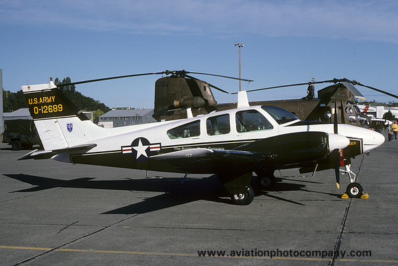 US Army Beech T-42A Cochise 61-2689 (1987)