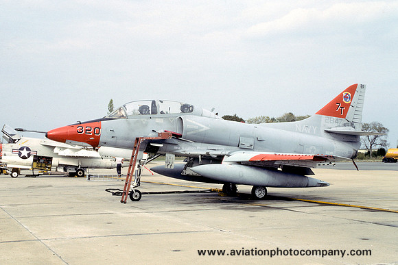 US Navy Naval Air Test Center Douglas TA-4F Skyhawk 152847/7T-320 (1984)