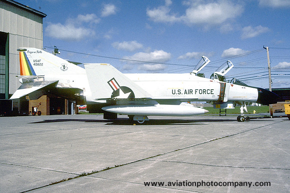 USAF New York Air National Guard 136th Fighter Interceptor Squadron McDonnell F-4D Phantom 64-0822 (1984)