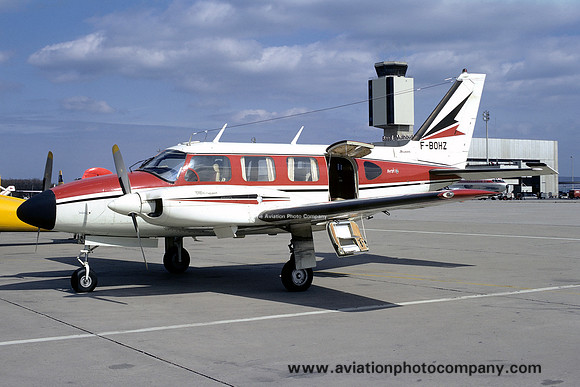 Piper PA-31-310 Navajo F-BOHZ at Basle Mulhouse (1972)