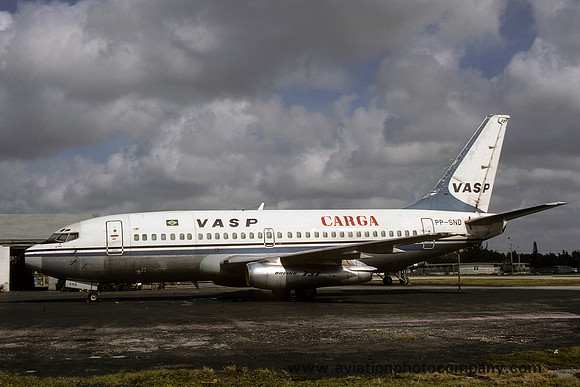 VASP Carga Boeing 737-2A1C(A) PP-SND (1986)
