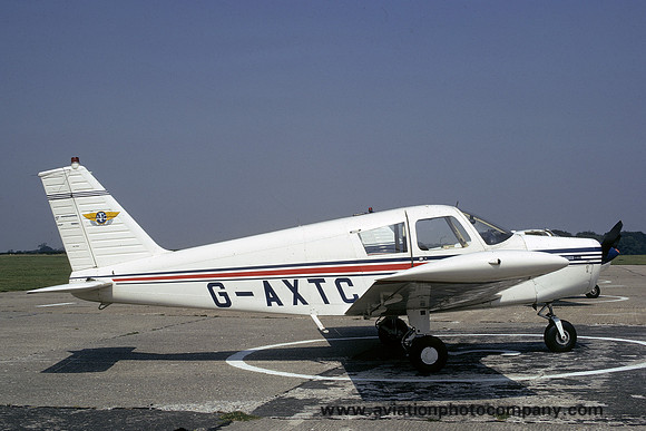 Piper PA-28-140 Cherokee G-AXTC (1974)