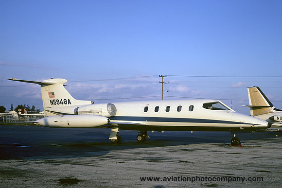 Penn Dixie Leasing Corporation Learjet 25 N594GA