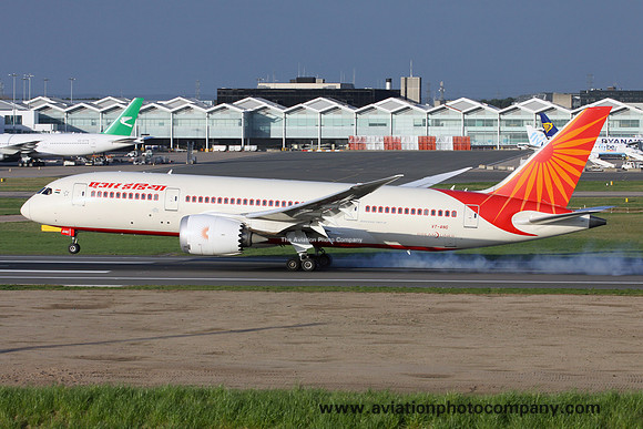 Air India Boeing 787-8 VT-ANG at Birmingham IAP (2017)