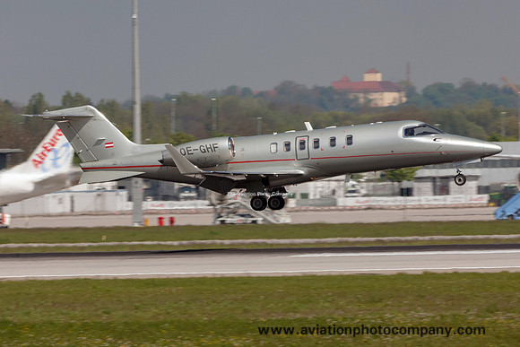 Avcon Jet AG Learjet 40 OE-GHF at Munich (2017)