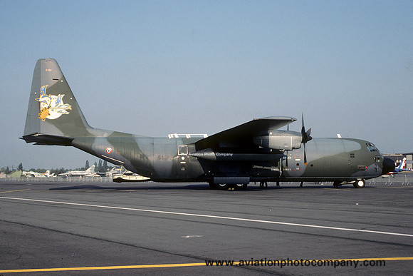 French Air Force ET61 Lockheed C-130H-30 Herucles 5153/61-PJ (1991)