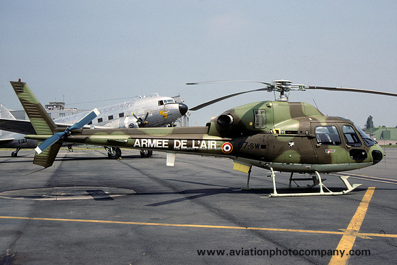 French Air Force EH3/67 Aerospatiale AS.555AN Fennec 5458/67-SW (1991)