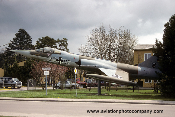 West German Air Force JBG32 Lockheed F-104G Starfighter 20+02 displayed at Lechfeld (1991)