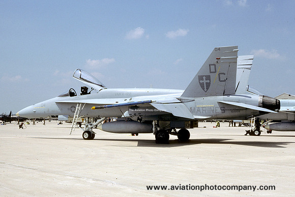 US Marines VMFA-122 McDonnell Douglas F/A-18A Hornet 161968/DC-04 (1987)