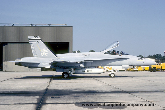 US Navy VFA-15 McDonnell Douglas F/A-18A Hornet 163113/AC-300 (1987)