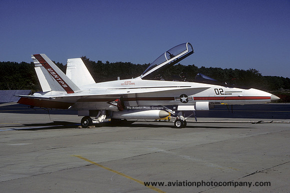 US Navy US Naval Test Pilot School McDonnell Douglas F/A-18B Hornet 161356/02 (1986)