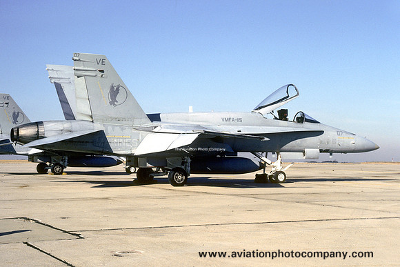 US Marines VMFA-115 McDonnell Douglas F/A-18A Hornet 162460/VE-07 (1986)