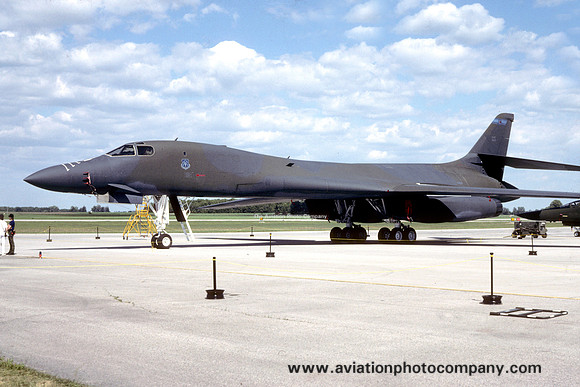 USAF 384th Bomb Wing Rockwell B-1B Lancer 86-0129 (1988)
