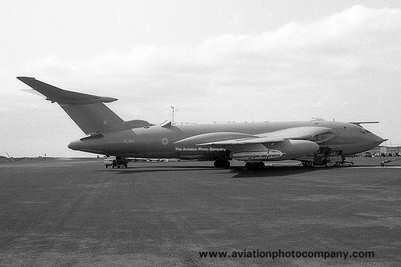RAF 57 Squadron Handley Page Victor K.2 XL160 (1982)