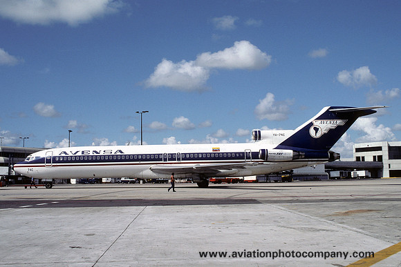 Avensa Boeing 727-200(A) YV-74C (1986)