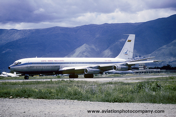 LAB Lloyd Aereo Boliviano Boeing 707-323C CP-1698 (1986)