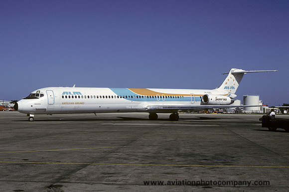 ALM Antillean Airlines McDonnell Douglas MD-82 PJ-SEG (1986)