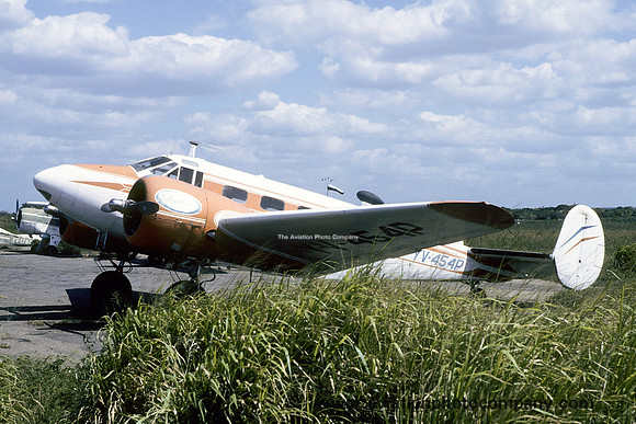 Beech 18/C-45H YV-454P (1986)