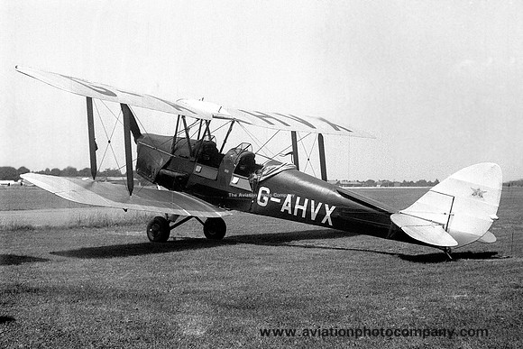 De Havilland Tiger Moth G-AHVX