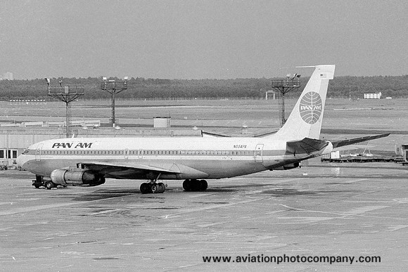 Pan American World Airways Boeing 707-321B N884PA (1980)