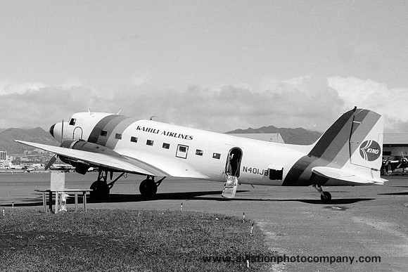 Kahili Airlines Douglas DC-3A N401JB (1979)