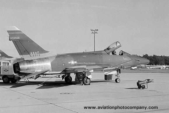 USAF Georgia ANG 128 TFS North American F-100D Super Sabre 56-3318 (1974)