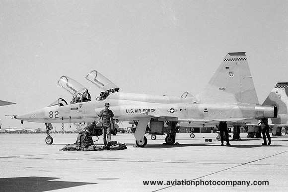 USAF 57 FWW Northrop T-38A Talon 61-0382 (1975)