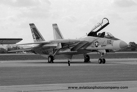 US Navy VF-143 Grumman F-14A Tomcat 159457/AE-112 (1976)