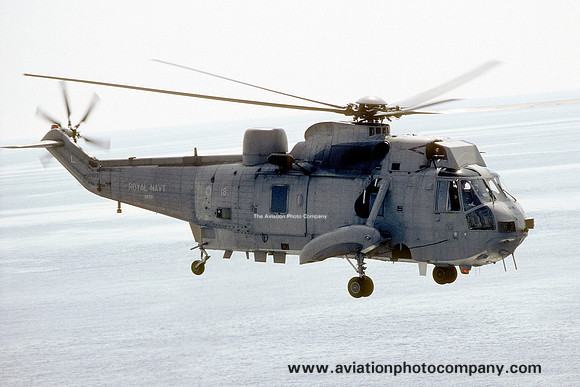 Royal Navy 820 Squadron Westland Sea King HAS.6 XV713/L018 (1995)