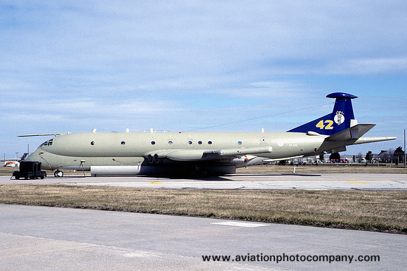 RAF 42 Squadron Hawker Siddeley Nimrod MR.2 XV233 (1998)