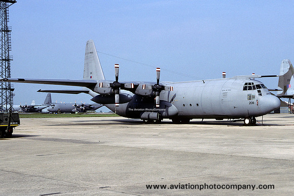 RAF LTW Lockheed C-130K Hercules C.3 XV209 (1998)