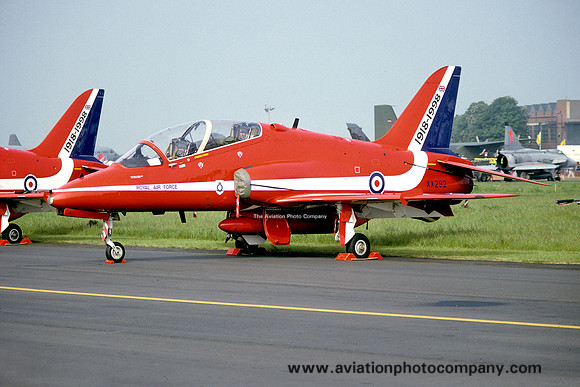 RAF Red Arrows Hawker Siddeley Hawk T.1 XX292 (1998)