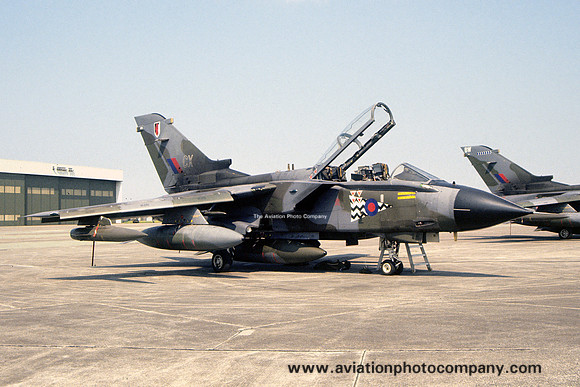 RAF 17 Squadron Panavia Tornado GR.1 ZD743/CX (1998)