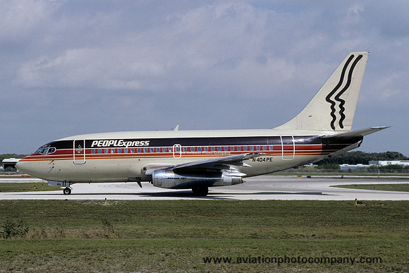 People Express Boeing 737-130 N404PE (1986)