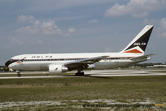Delta Airlines Boeing 767-232 N110DL (1986)