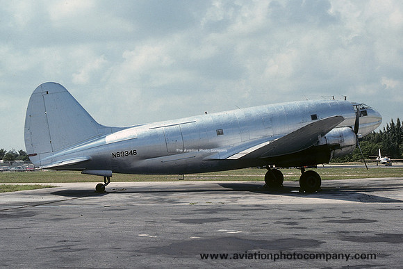 Curtiss C-46F Commando N69346 (1975)
