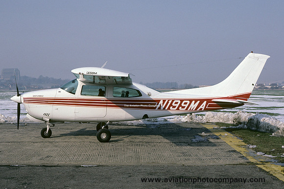 Cessna T210N Centurion N199MA at Shoreham (1986)