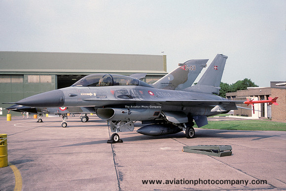 Danish Air Force Esk 727 GD F-16B Fighting Falcon ET-207 at RAF Cottesmore (1991)