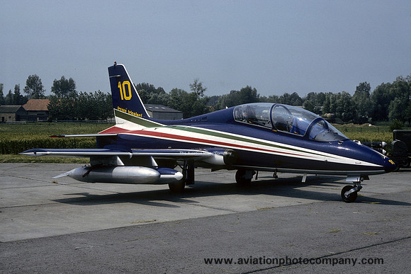 Italian Air Force Frecce Tricolori Aermacchi MB-339A MM54483/10 (1991)