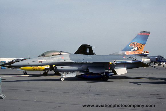 Dutch Air Force 313 Squadron GD F-16A Fighting Falcon J-004 (1991)