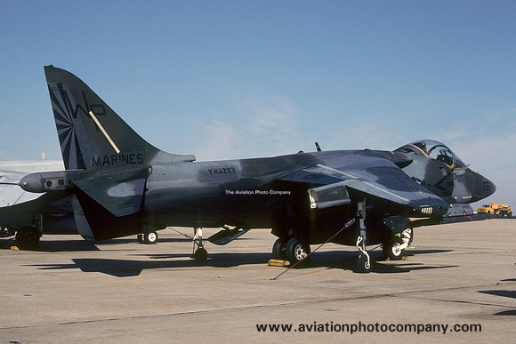 US Marines VMA-223 McDonnell Douglas AV-8B Harrier 162743/WP-06 (1988)