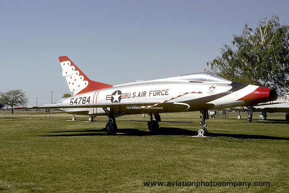 USAF Thunderbirds North American F-100C Super Sabre 54-1784 displayed at Chanute AFB (1988)